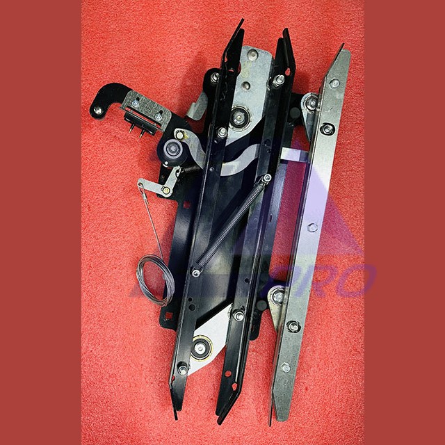 Отводка правое открывание CDL01 1002.021.9006V01-G01 ЗМ-00278778 МЭЛ