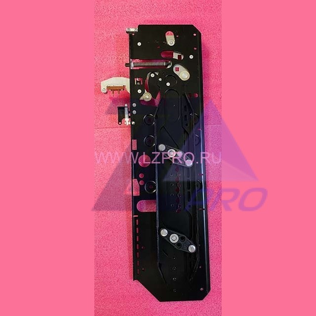 Отводка двери MIDI/SUPRA правая (cam offset 150-250 mm) с замком 3201.12.0277V03 Selcom